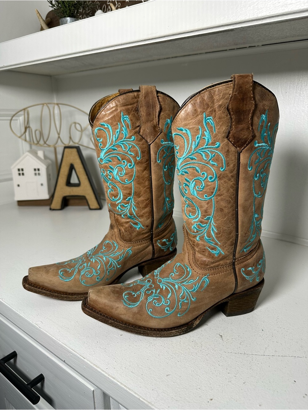 Corral Teens Cowboy Boots Girls Size 3 Tan Turquoise Embroidered Western